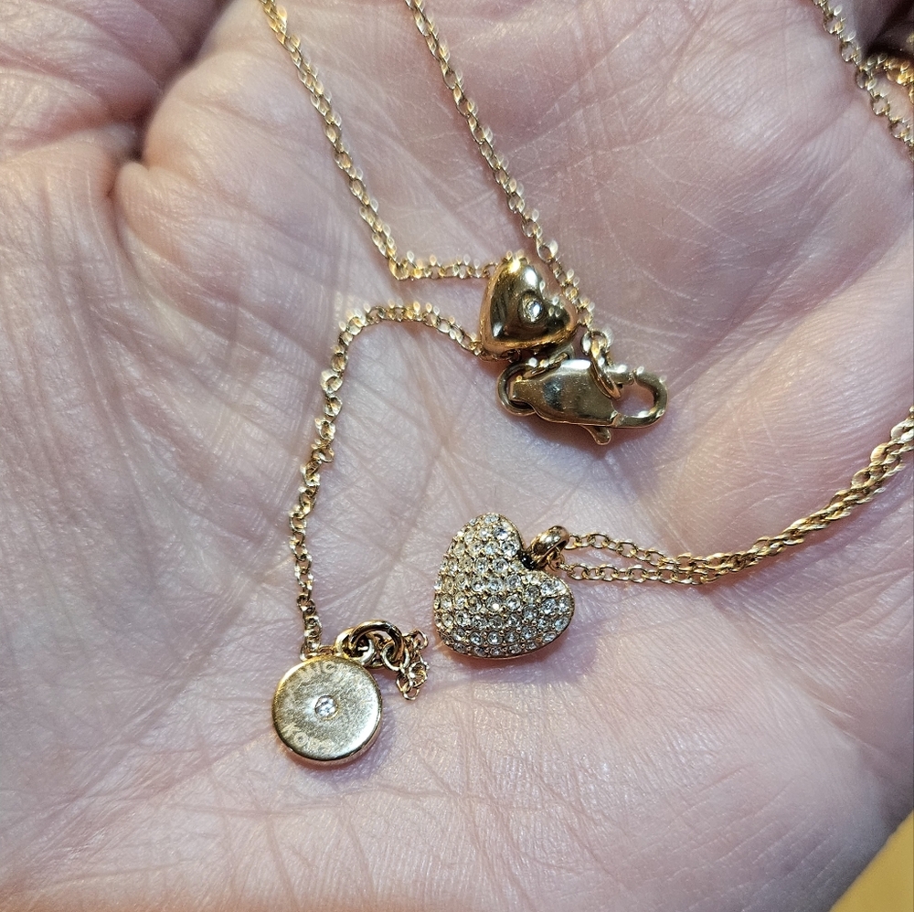 Michael Kors Gold Heart Pendant Necklace - Picture 2 of 8